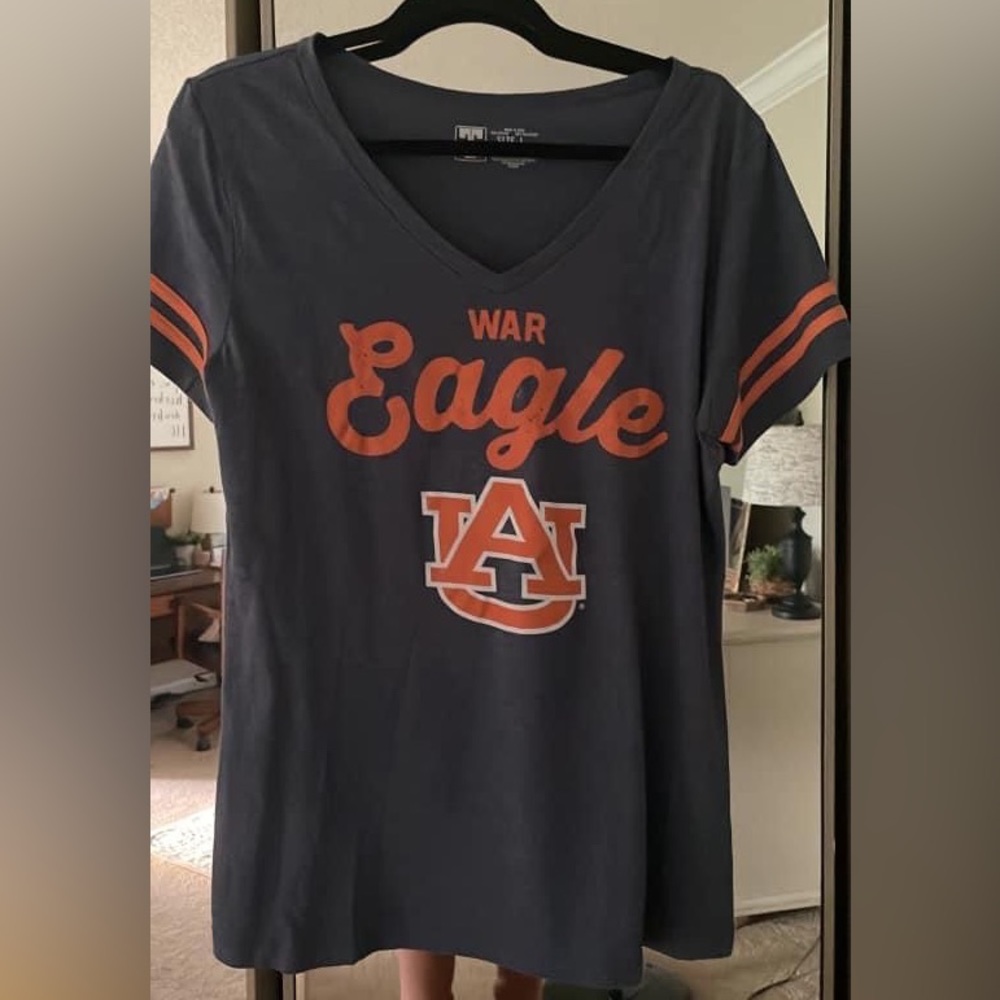 Auburn Women’s tee